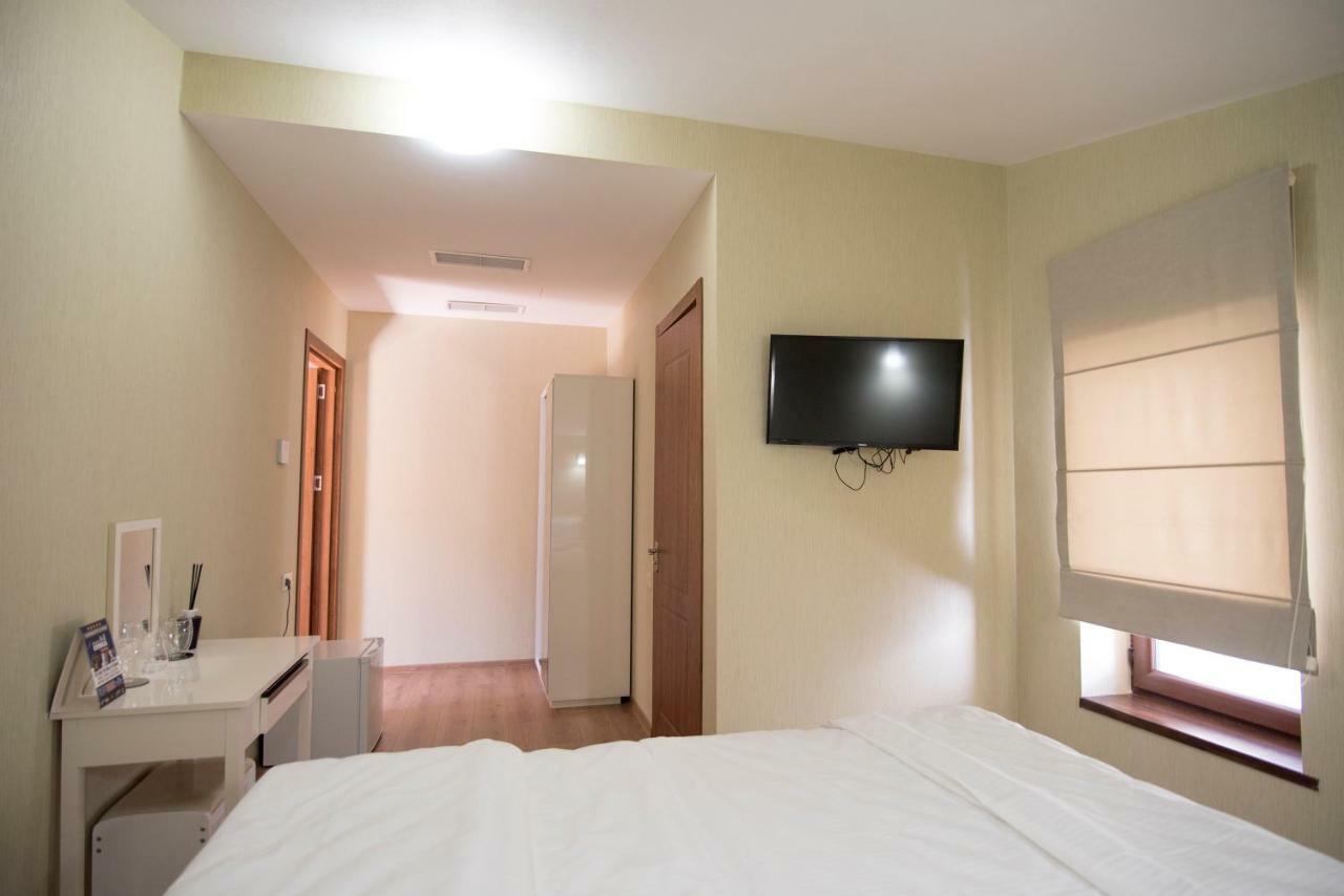 Sama Grand Hotel Tbilisi Exterior photo